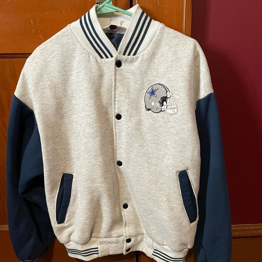Like new Dallas Cowboys jacket